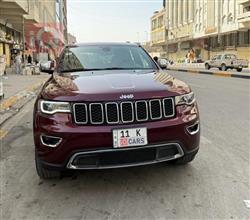 جیپ گراند شیرۆکی